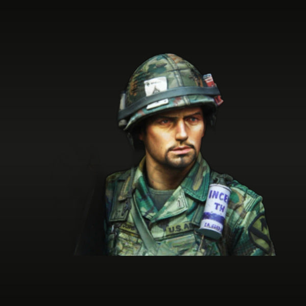 Vietnam War US Army Soldier with M1 Helmet 1/10 Resin Bust Kit