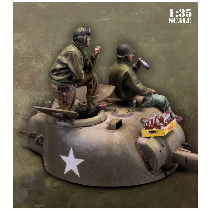 WWII US Tank Crew Diorama with M4 Sherman Turret 1/35 Resin Kit - resin model view 4