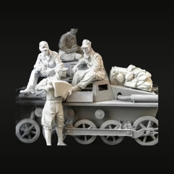 WWII German Panzer Crew at Rest with Accordion 5-Figure Diorama Set 1/16 Resin Kit