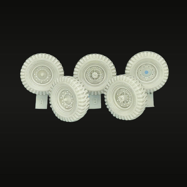 1/35 Military Vehicle Tire Set (Resin Accessory)