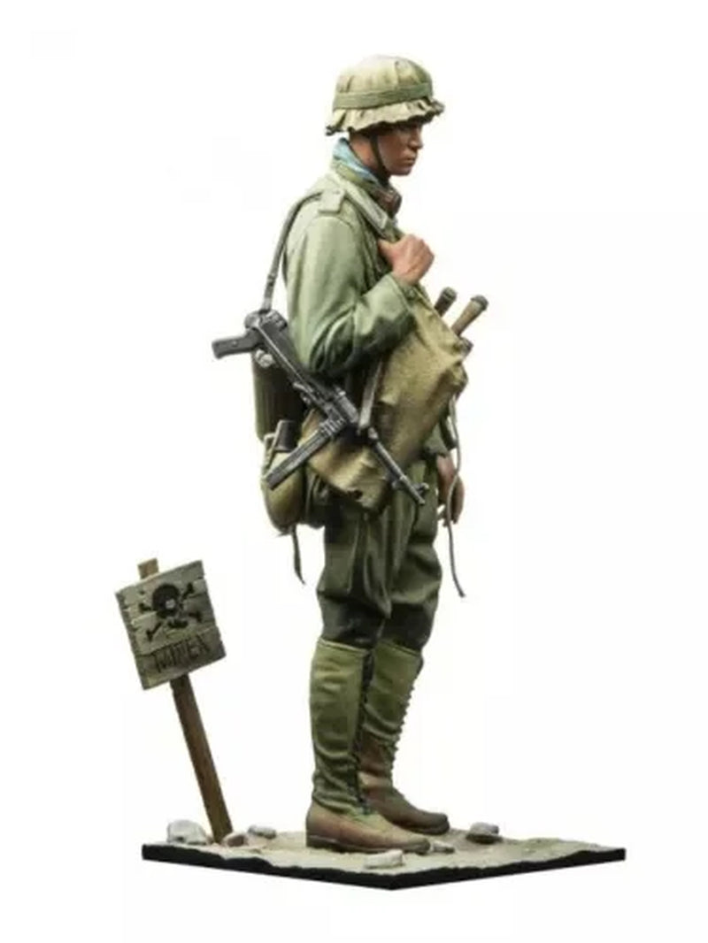 1:35 Model Kit Resin Kit D.A.K. Panzer Pionier Unassembled Sculpture for Hobbyists
