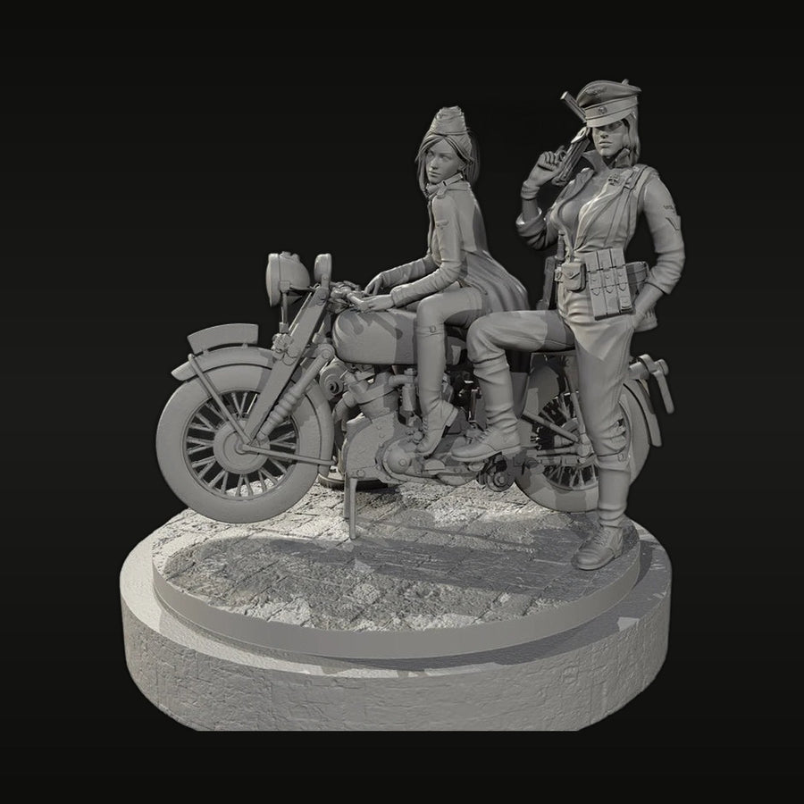 WWII German Female Soldiers with Motorcycle 1/35 Resin Figure Set - unpainted resin model kit