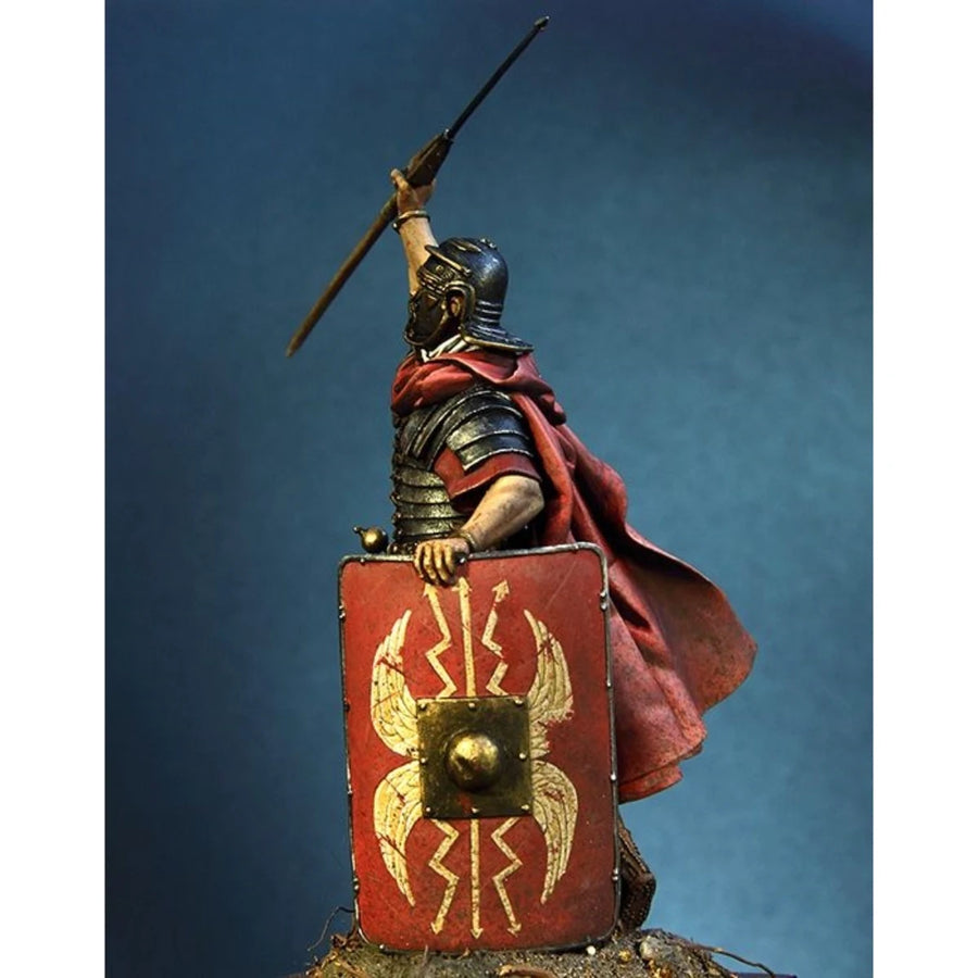 Ancient Roman Centurion with Pilum 75mm Resin Bust Kit - resin model view 2