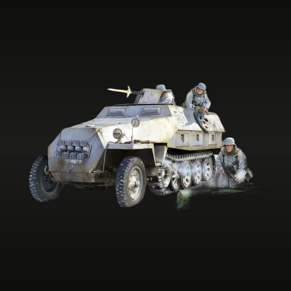 WWII German Sd.Kfz.250 Halftrack with Crew 1/35 Resin Vehicle Kit