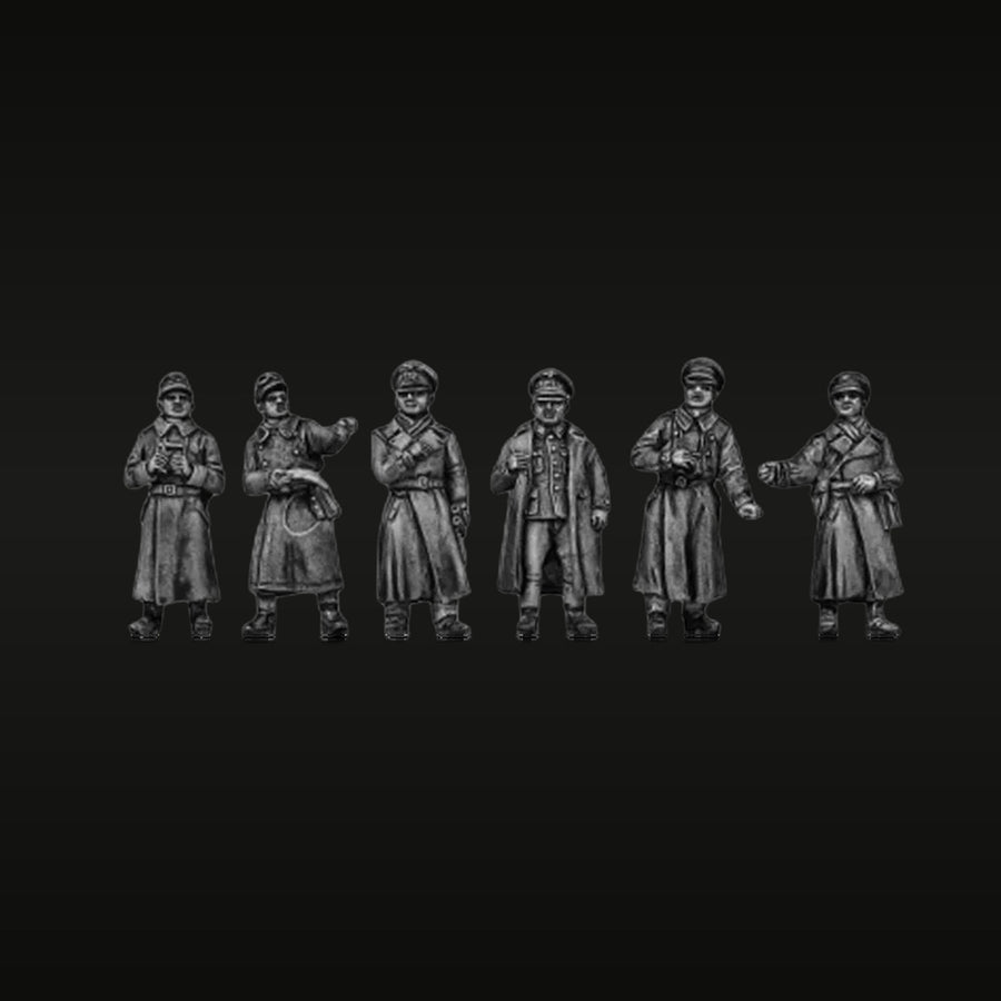 WWII Soviet Officers Great Coat 6-Figure Set 1/72 Resin Figures - unpainted resin model kit