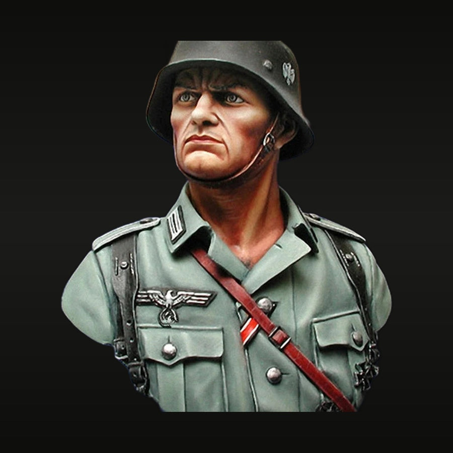 WWII German Wehrmacht Officer Bust 1/10 Scale Resin Kit - unpainted resin model kit