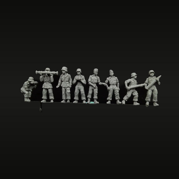 WWII German 88mm Artillery Crew Set 1/72 Scale Resin Figures