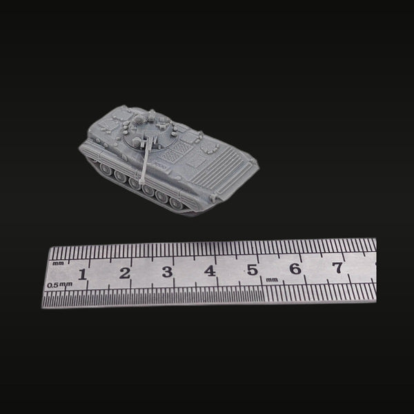 Modern Soviet BMP-2 Infantry Fighting Vehicle 1/144 Resin Model Kit