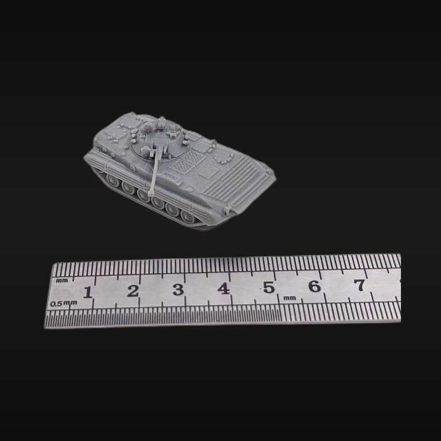 Modern Soviet BMP-2 Infantry Fighting Vehicle 1/144 Resin Model Kit - unpainted resin model kit