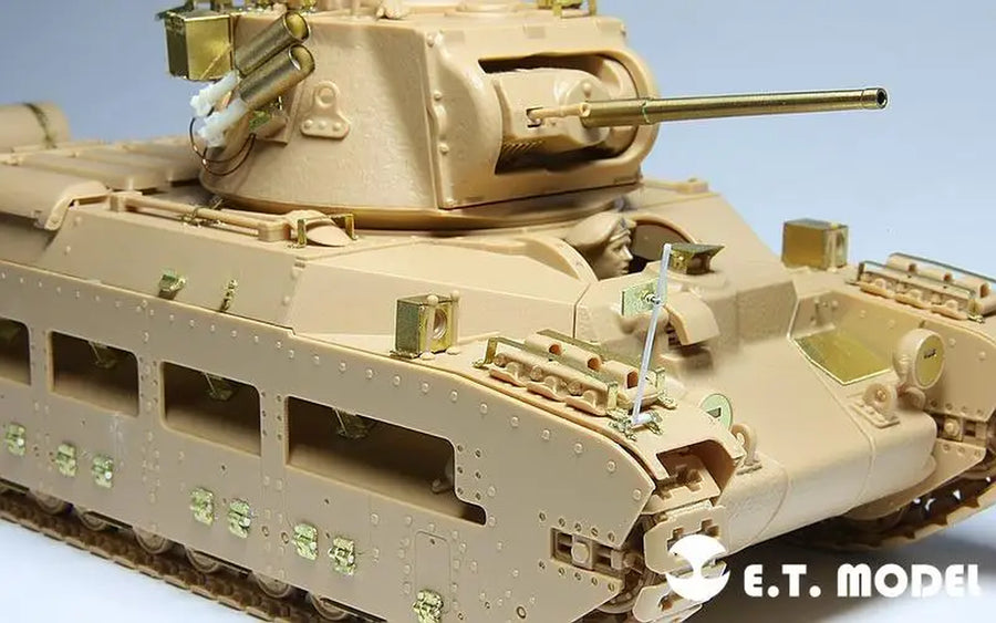WWII British Matilda II Infantry Tank North Africa 1/35 Resin Vehicle Kit - resin model view 2