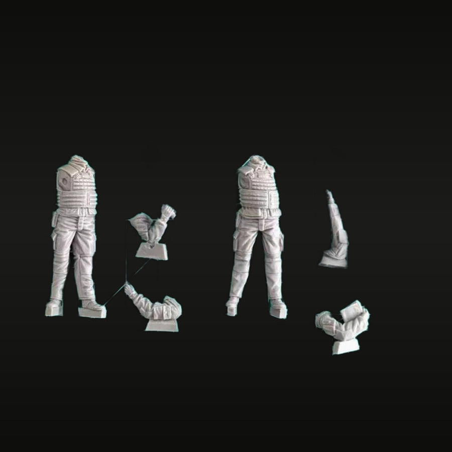 Modern French Tank Crew Officers 1/35 Resin Figure Kit - unpainted resin model kit