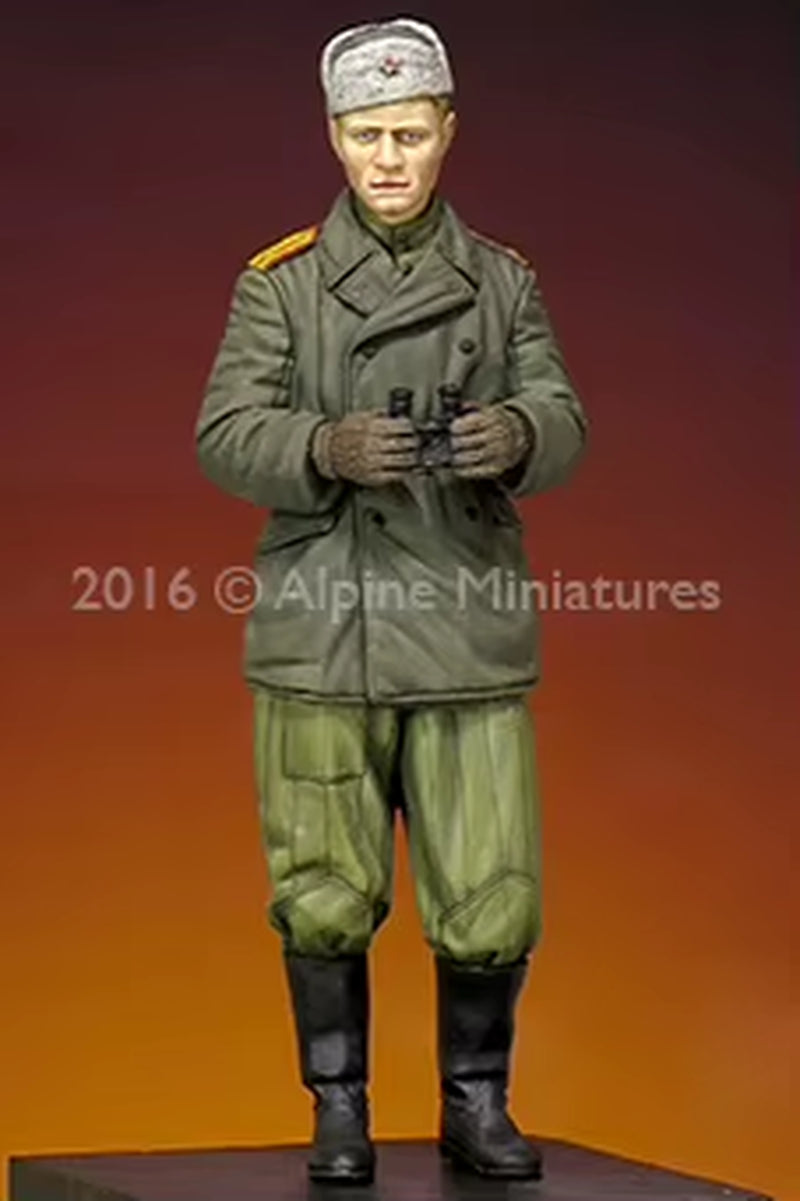 WWII Soviet Officer with Binoculars 1/35 Resin Figure Kit - resin model view 3