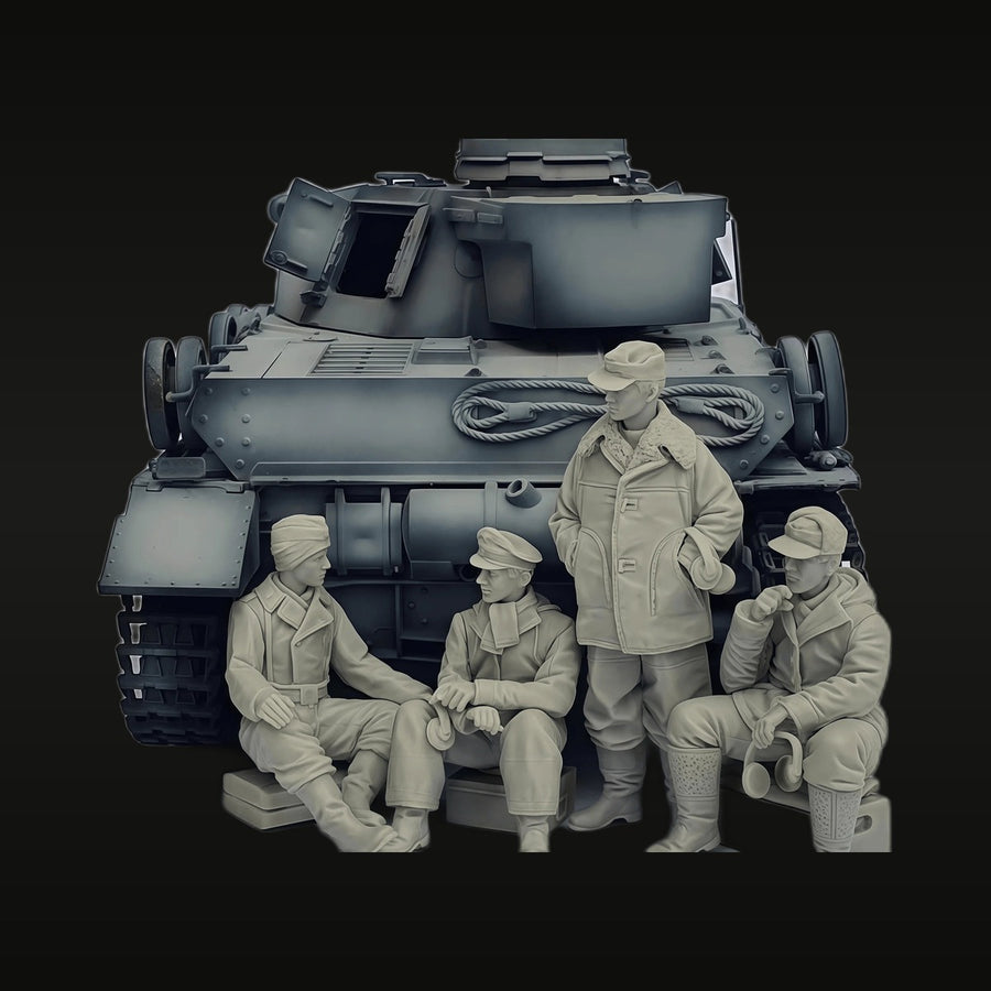 WWII German Tank Crew Relaxing 4-Figure Set 1/35 Resin Kit - unpainted resin model kit