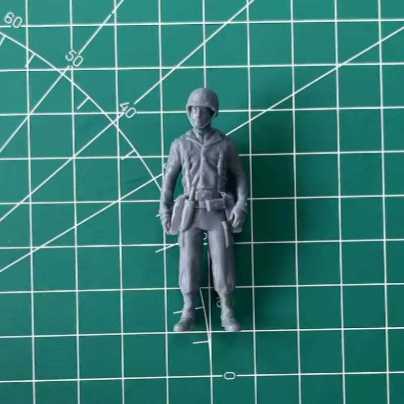 WWII US Army Paratrooper Descending Pose with M1 Helmet 1/35 Resin Figure Kit - resin model view 3