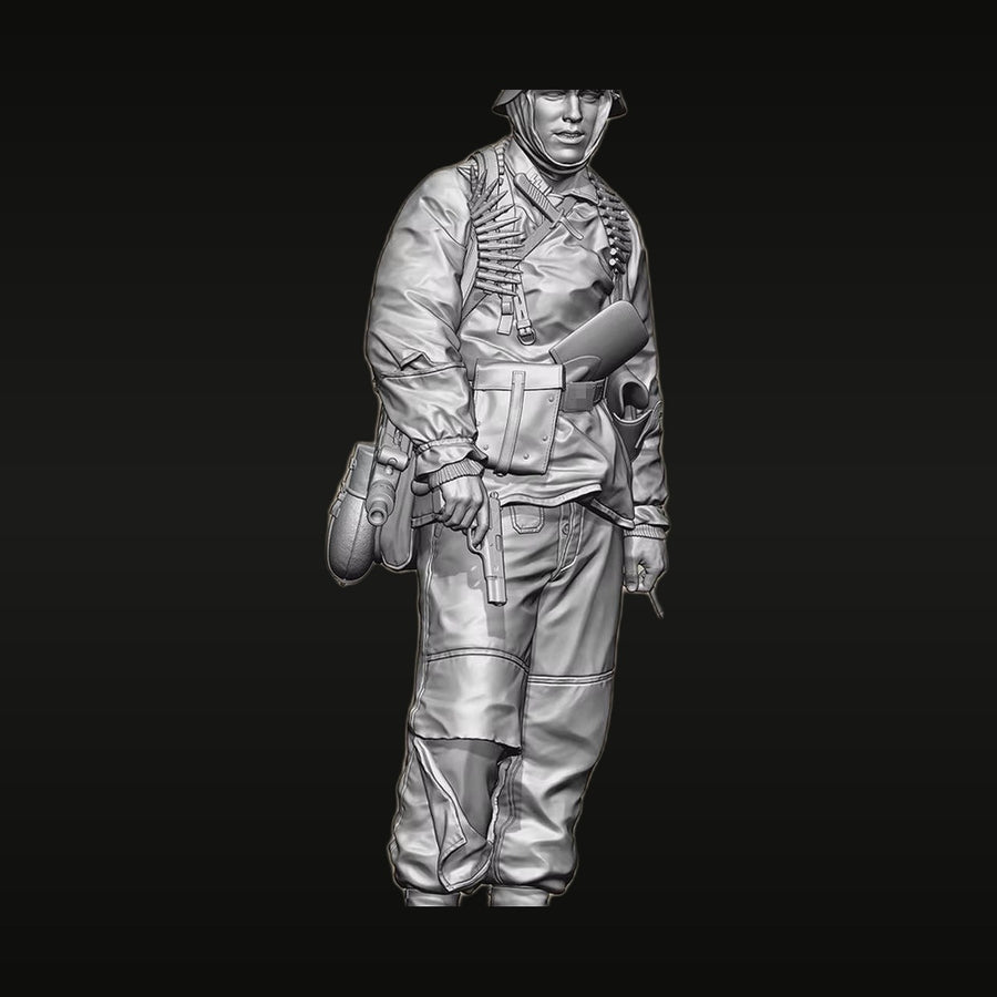 WWII German Soldier with Kar98k and Bayonet 1/35 Resin Figure Kit - unpainted resin model kit