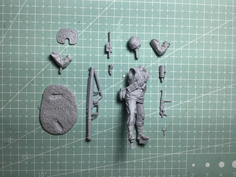1/35 Resin Model Figure Gk，Unassembled and Unpainted Kit