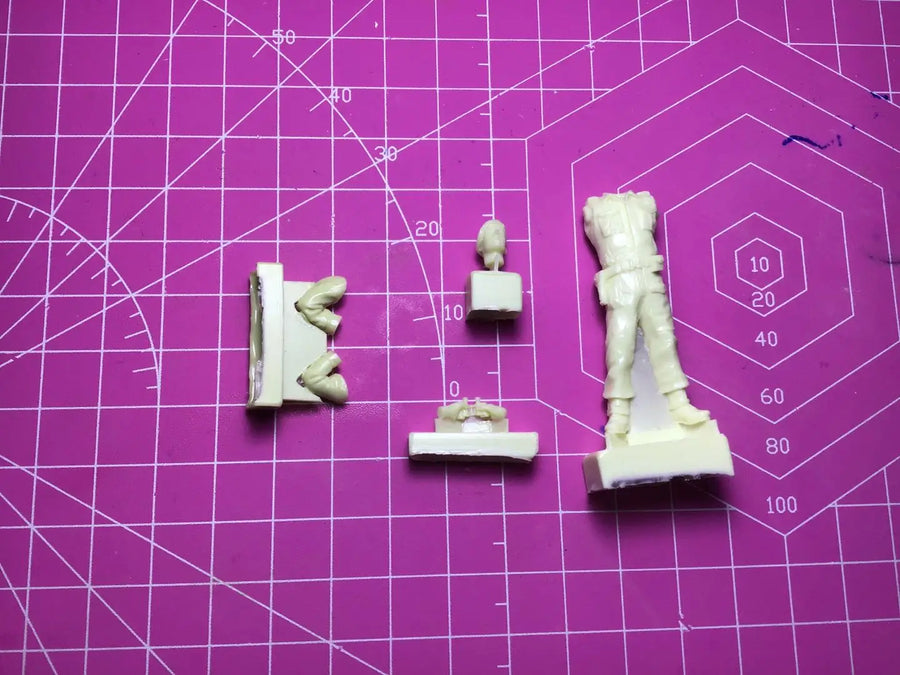 1/35 Resin Model Figure Gk，Unassembled and Unpainted Kit