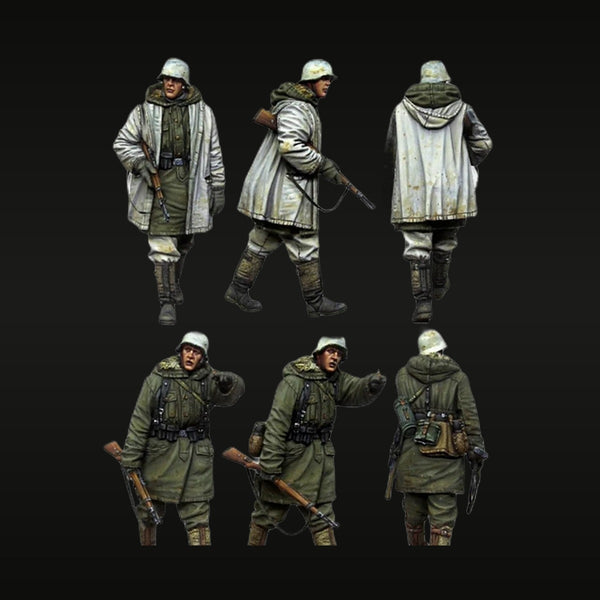 WWII German Infantry Winter Camouflage Snow Cloak 1/35 Figure Set