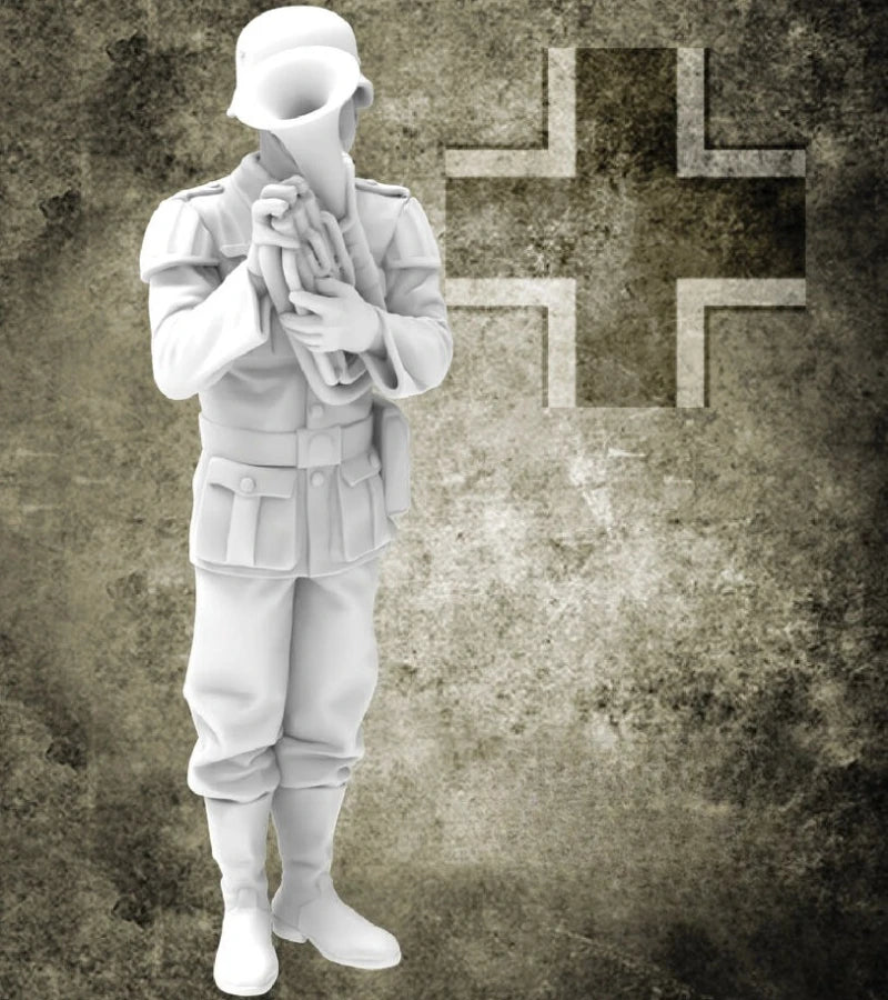 1/35 Scale Die-Cast Resin Figure Model Kit WWII German Band Baritone Horn Unassembled and Unpainted
