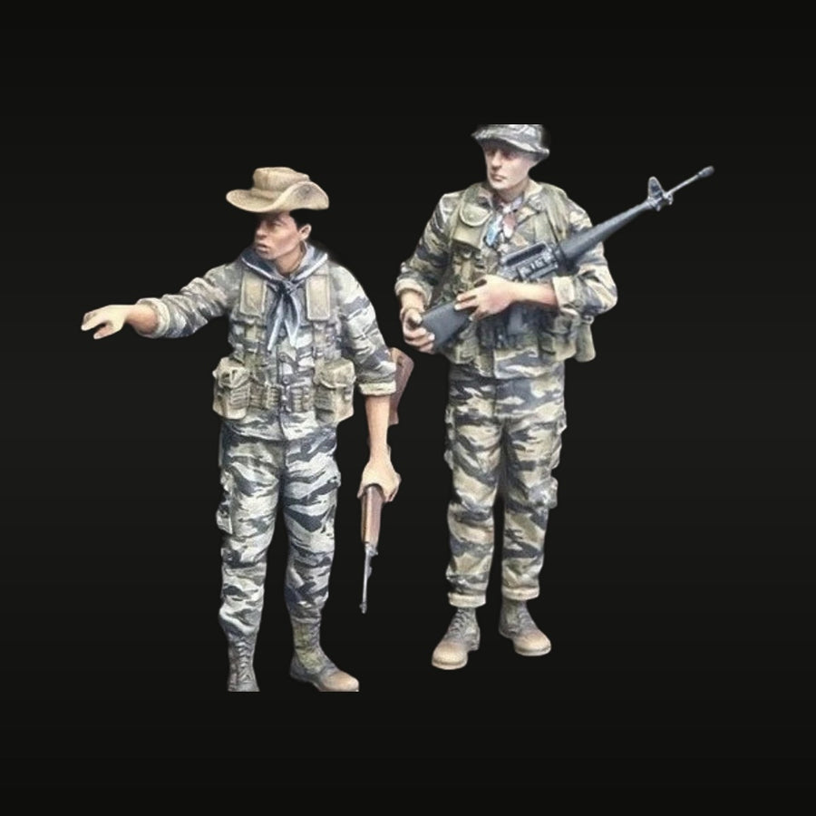 Vietnam War Era Soldiers Tiger Stripe Camo 2-Figure Set 1/35 Resin Kit - unpainted resin model kit