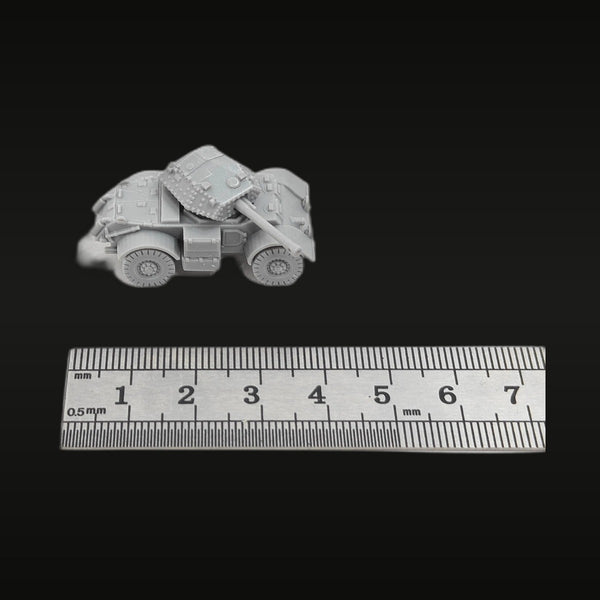 WWII British Staghound Mk III Armored Car 1/144 Resin Vehicle Kit