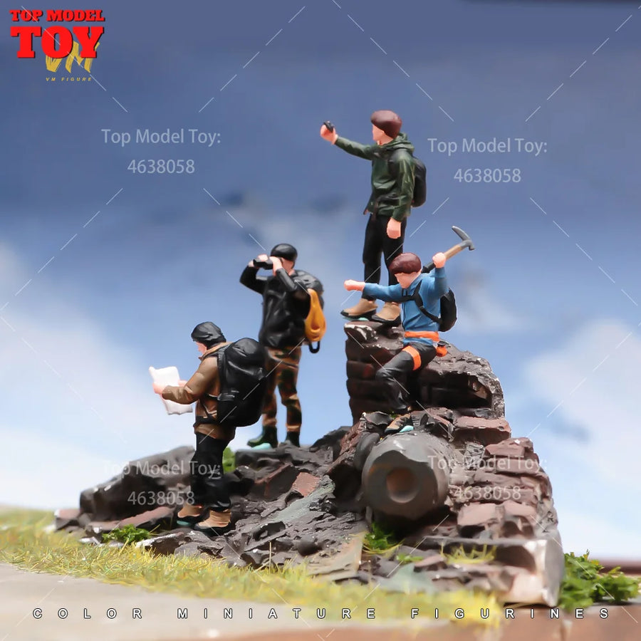 Painted Miniatures 1/64 Outdoor Hiking Rock Climbing Exploration Team Male Scene Figure Doll Unpainted Model for Car Vehicles