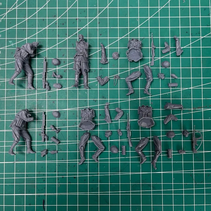 WWII German Wehrmacht MG42 Machine Gun Team 5-Figure Set 1/35 Resin Kit - resin model view 2