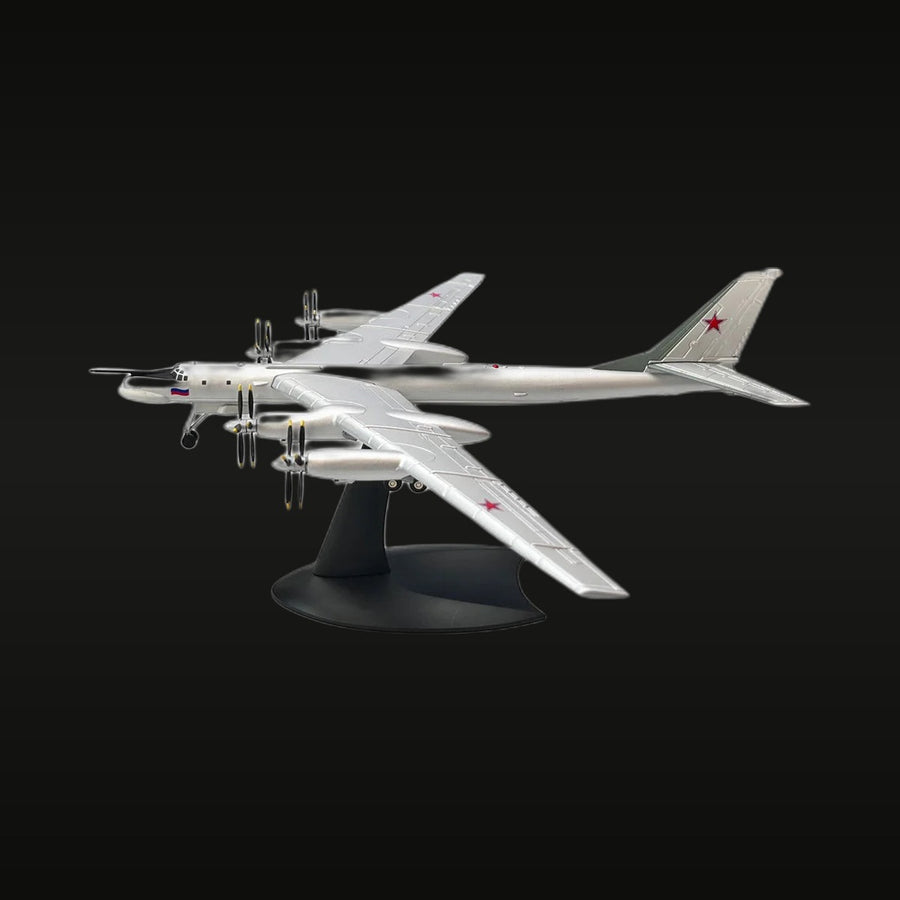 Tupolev Tu-95 Bear Strategic Bomber 1/200 Resin Model Kit - unpainted resin model kit