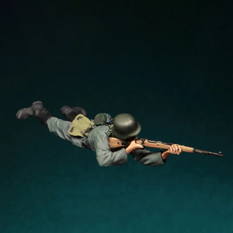 WWII German Wehrmacht Soldier Prone with K98 Rifle 1/35 Resin Figure Kit - resin model view 2
