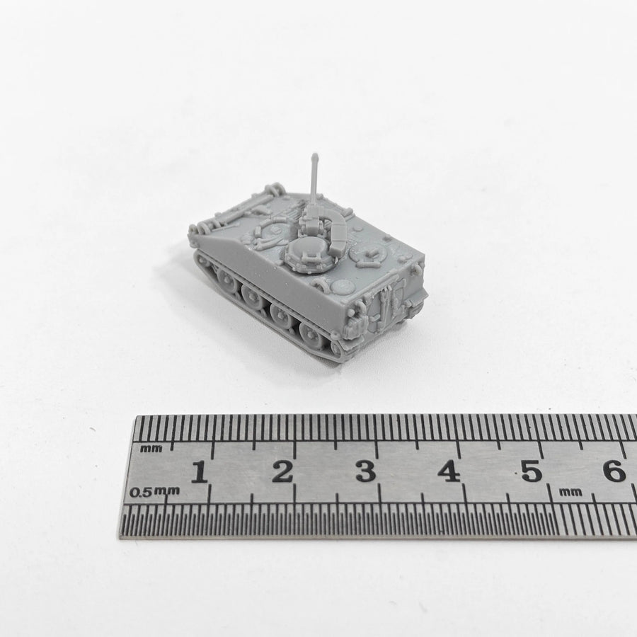 M114A1 Armored Personnel Carrier 1/144 Resin Model Kit - 1/144 resin model view 4