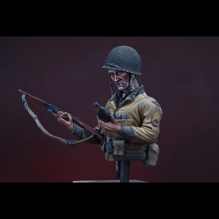 WWII US Army Sergeant with Thompson SMG 1/10 Resin Bust Figure - resin model view 3
