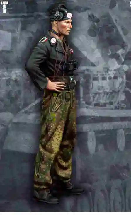 WWII German Panzer Crewman with Camo Trousers 1/35 Resin Figure Kit - resin model view 4