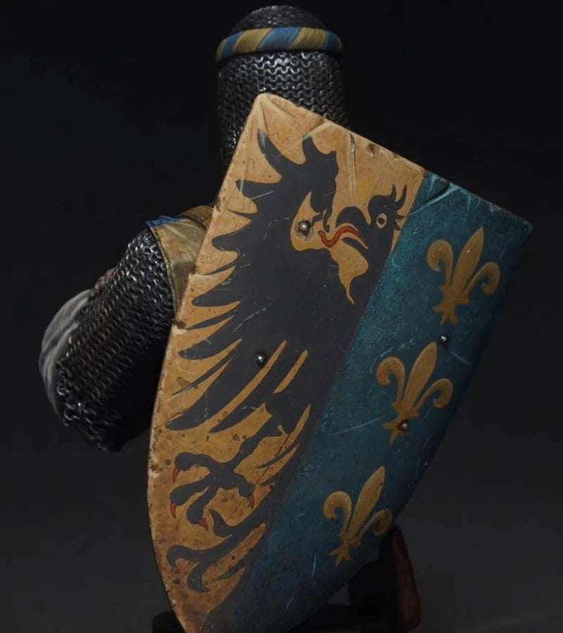 Medieval Knight Commander 1/10 Scale Resin Bust Figure - 1/10 resin model view 3