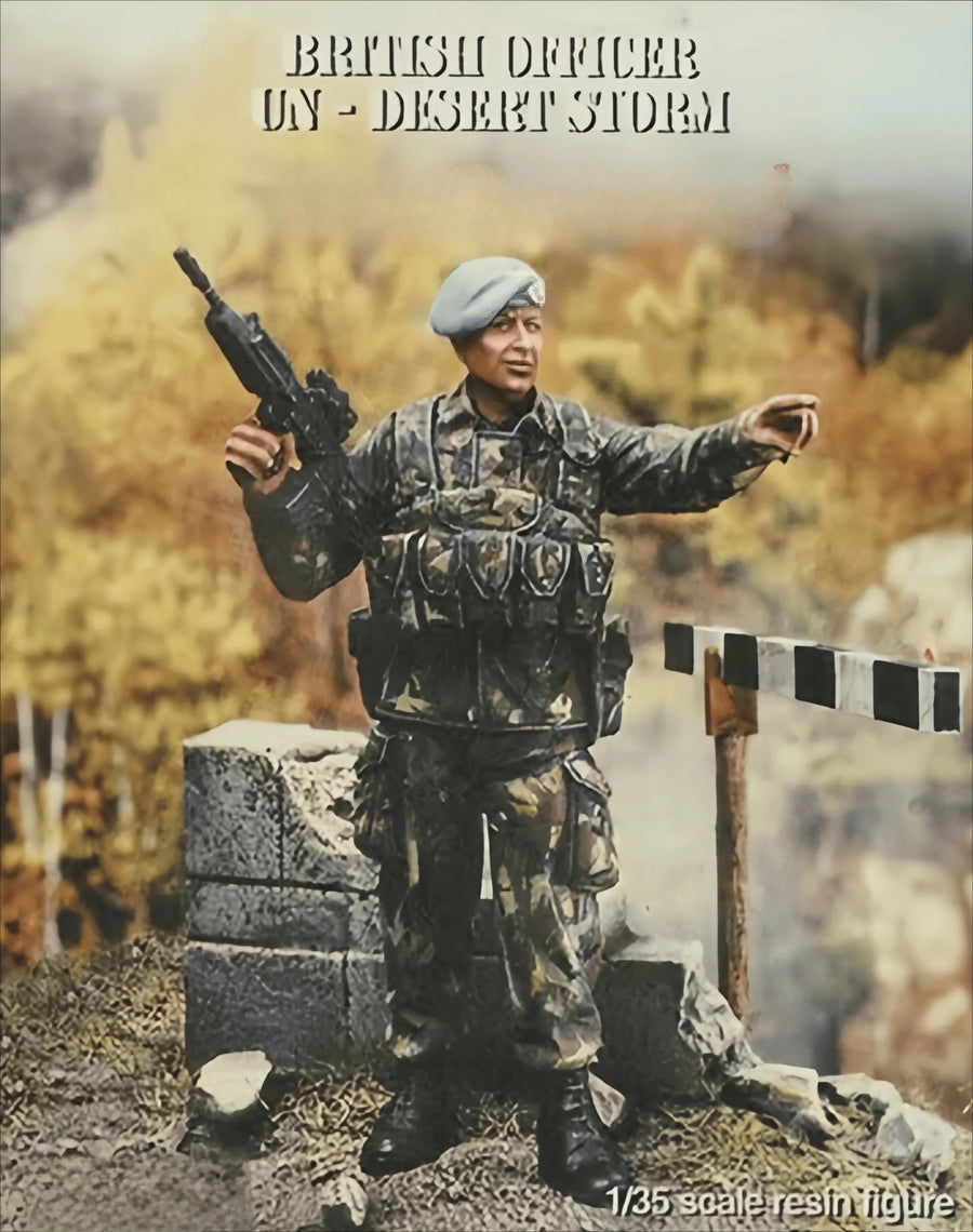 WWII German Paratrooper Officer with MP40 Giving Orders 1/35 Resin Figure Kit - resin model view 2