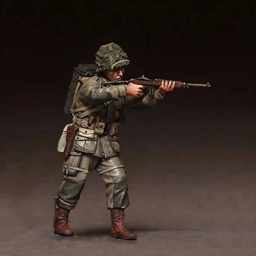 WWII US Infantry Soldiers 1/35 Resin Figure Set - 1/35 resin model view 3