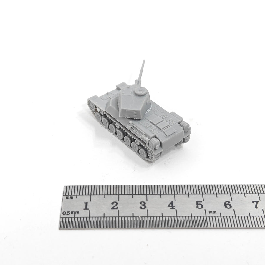 WWII Japanese Chi-To Medium Tank 1/144 Resin Model Kit - 1/144 resin model view 4