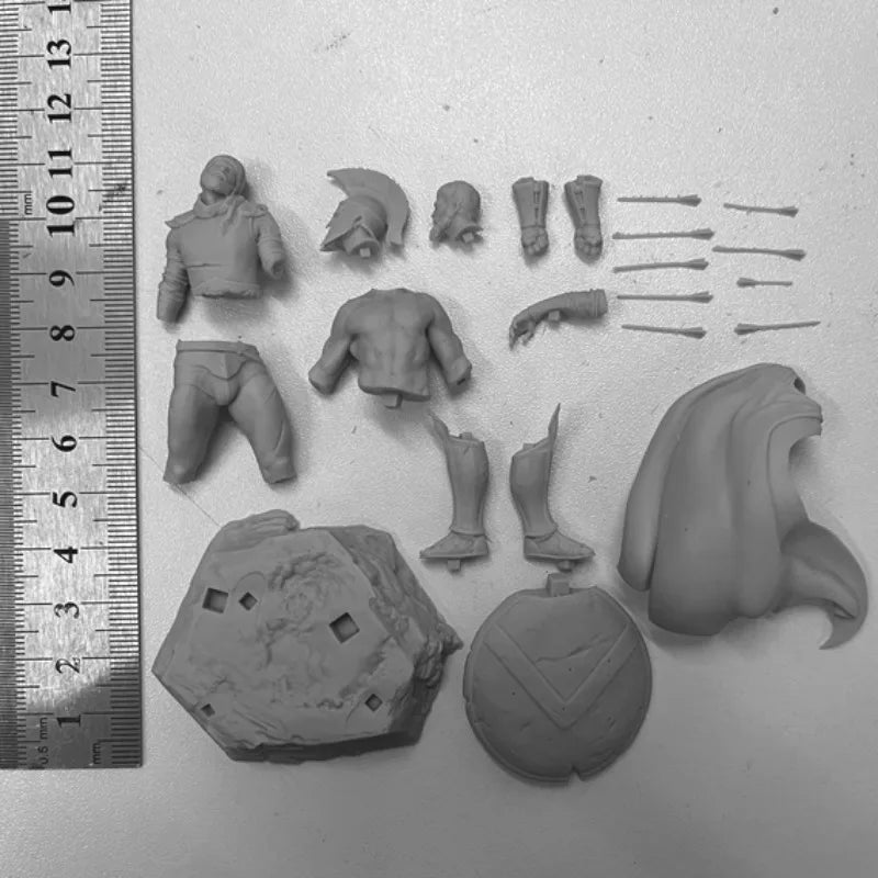 Ancient Greek Spartan King Leonidas 1/24 Resin Figure Kit - 1/24 resin model view 4