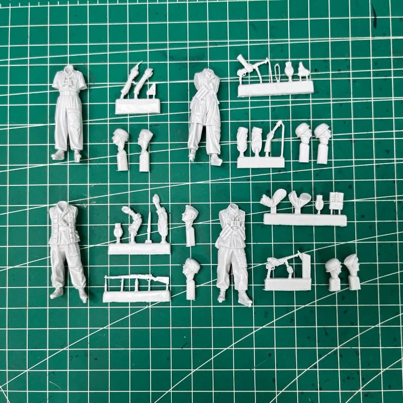 WWII German Afrika Korps Infantry Set 4 Figures 1/35 Resin Kit - resin model view 2