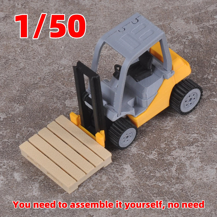 Yellow Forklift Truck with Pallet 1:50 Resin Model Kit - 1/50 resin model view 6