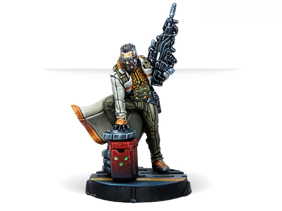 Sci-Fi Cyberpunk Characters Set with Futuristic Weapons 40mm Resin Figure Kit - resin model view 2