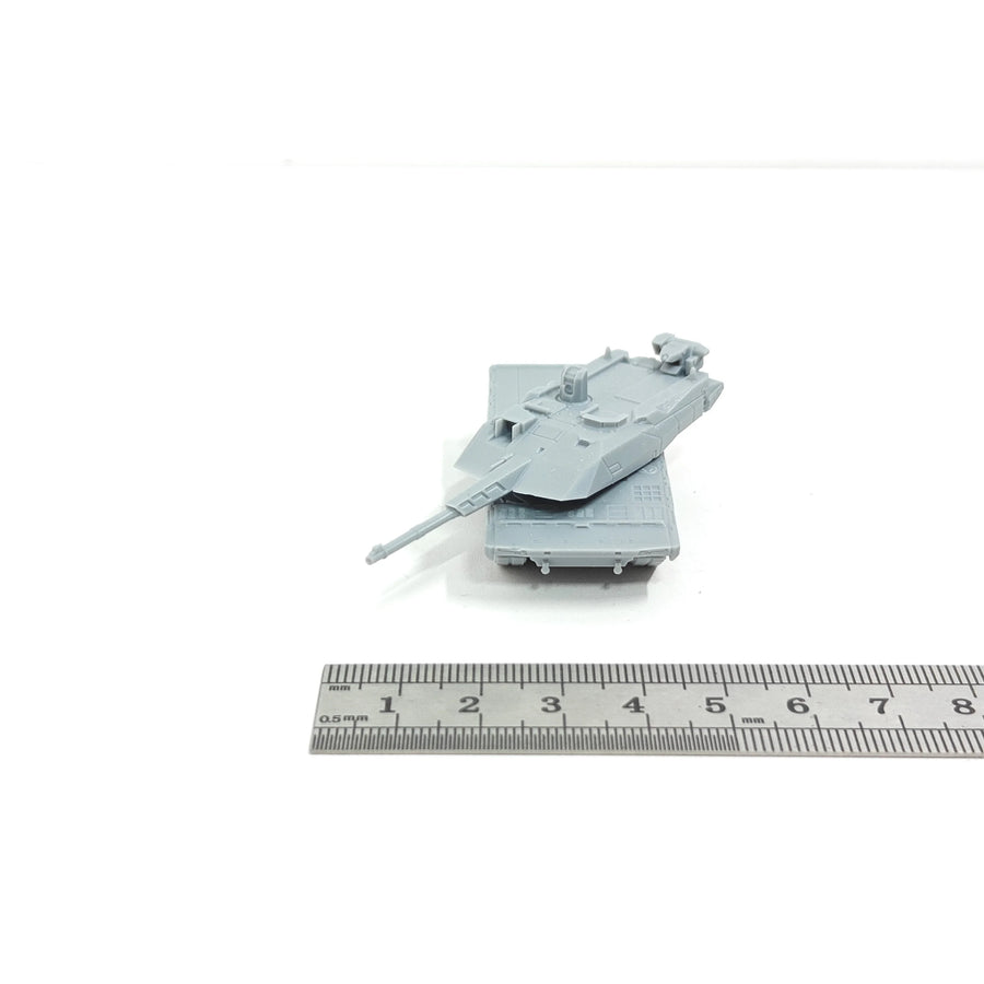Panther KF51 Modern German Tank 1/144 Resin Model Kit - 1/144 resin model view 3