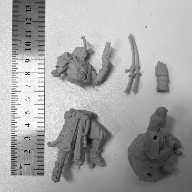 Hellboy Fantasy Demon Warrior with Gun 90mm Resin Figure Kit - resin model view 4