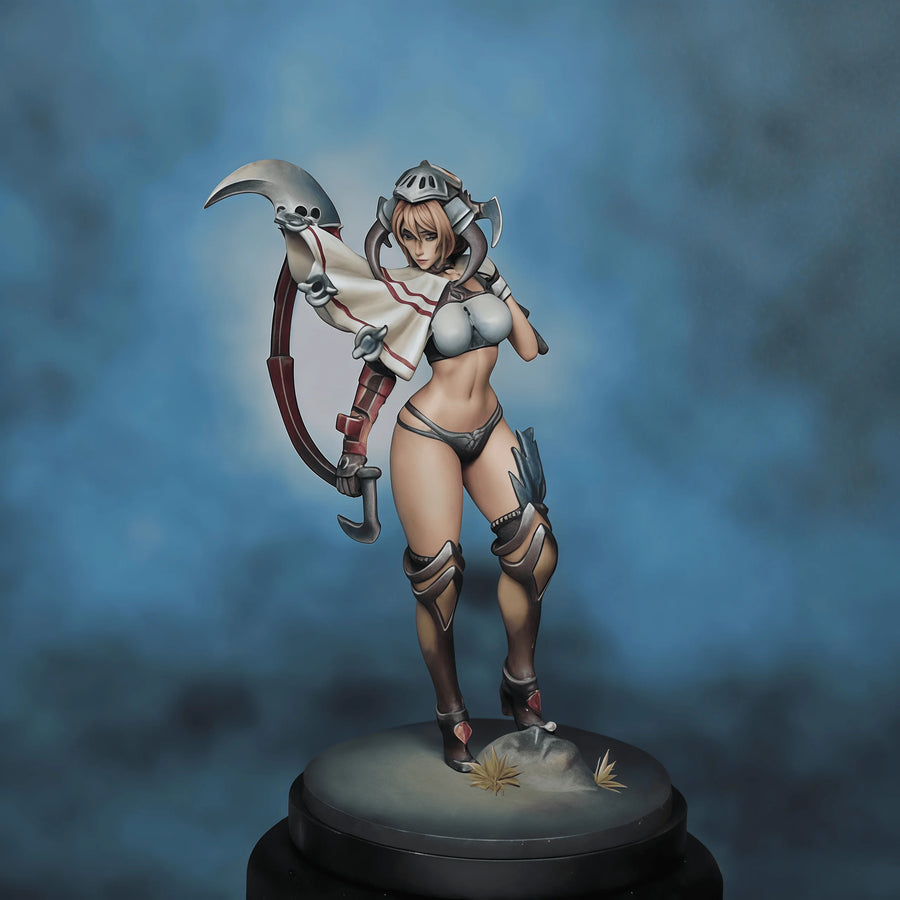 Sickle Knight Female Warrior 45mm Resin Figure Kit - 45mm resin model view 2
