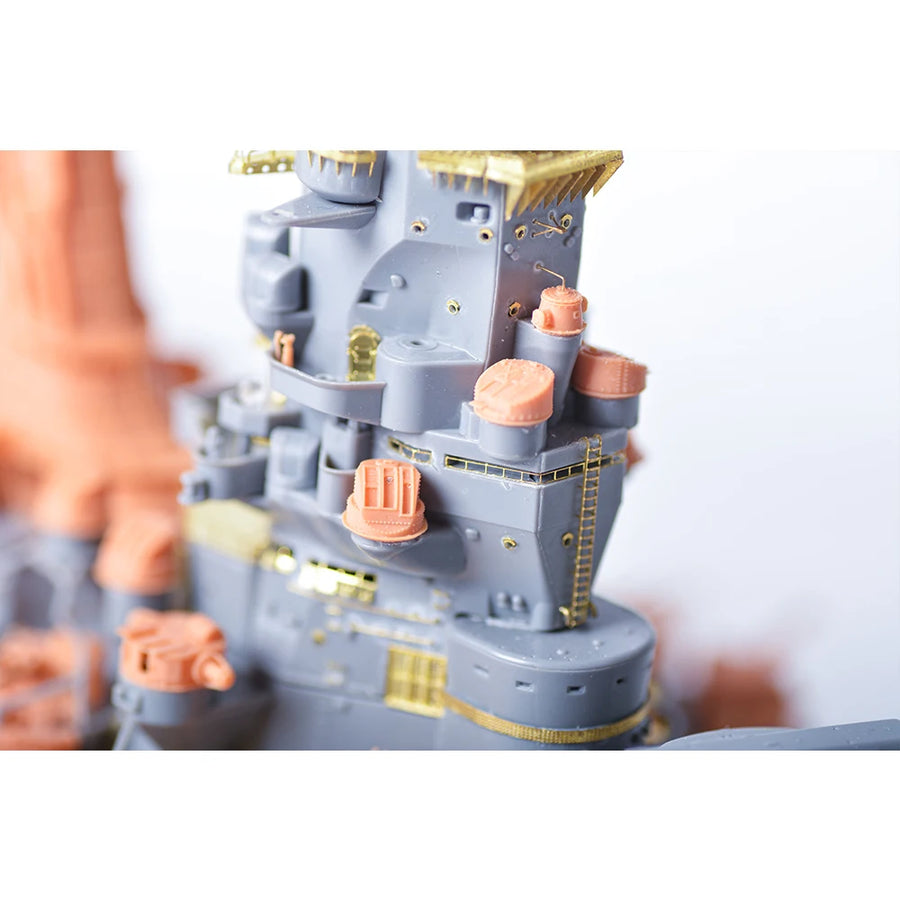 IJN Yamato Battleship 1/350 Resin Model Kit with Diorama Base - 1/350 resin model view 6