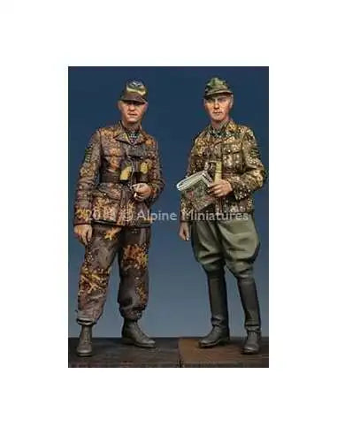 WWII German Waffen-SS Officers Set 1/35 Resin Figure Kit - resin model view 3