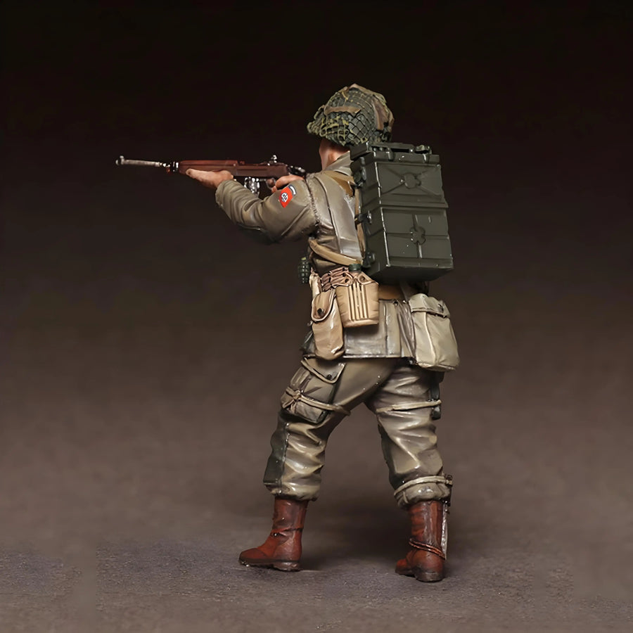 WWII US Infantry Soldiers 1/35 Resin Figure Set - 1/35 resin model view 5