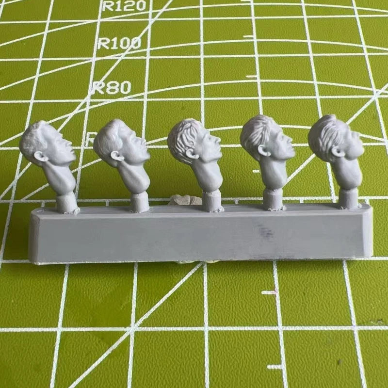 1/35 Scale Helmets Replacement and Modification Resin Figure Kit - 1/35 resin model view 4