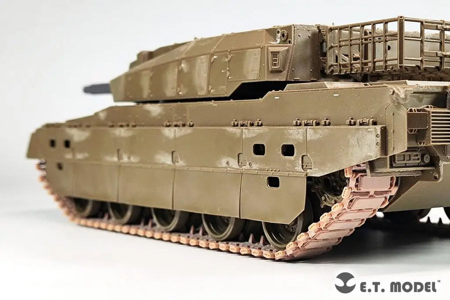JGSDF Type 10 Tank Workable Track Type.2 1/35 Resin Kit - 1/35 resin model view 5