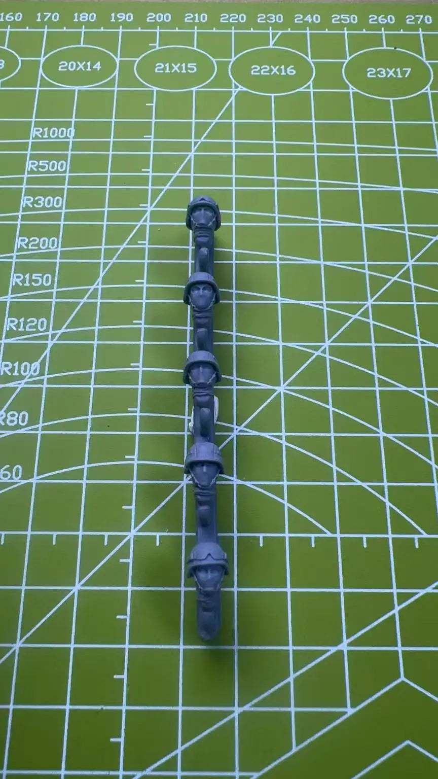 5Pcs Military Soldier Helmeted Head Replacement 1/35 Resin Figure Kit - 1/35 resin model view 4