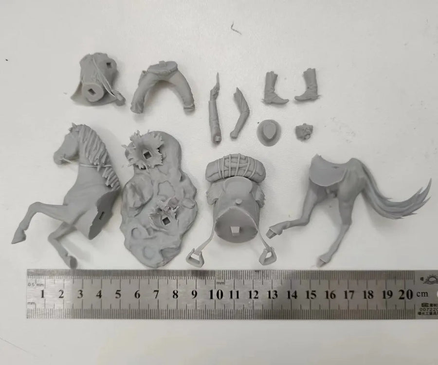 Wild West Gunslinger Tacitus Kilgo 1/24 Resin Figure Kit - 1/24 resin model view 4